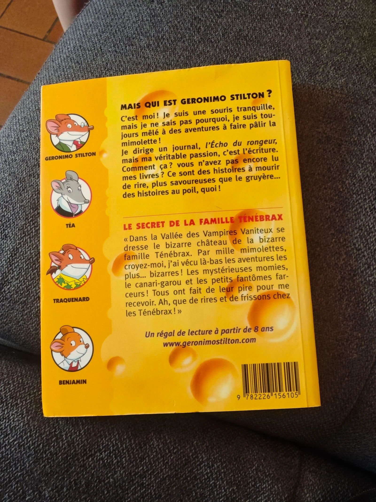 Le secret de la Famille Ténébrax Tome 17 (Geronimo Stilton) – photo 2